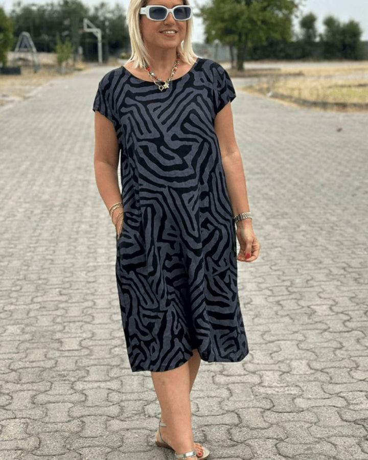 Barbara - Tummy coverage dress