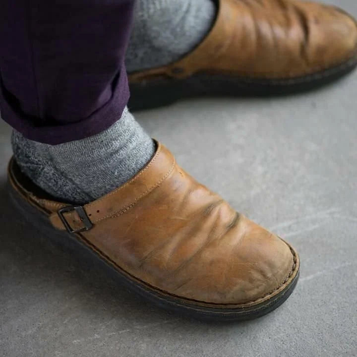 Derek | Men's Buckle Strap Clogs Comfortable Shoes