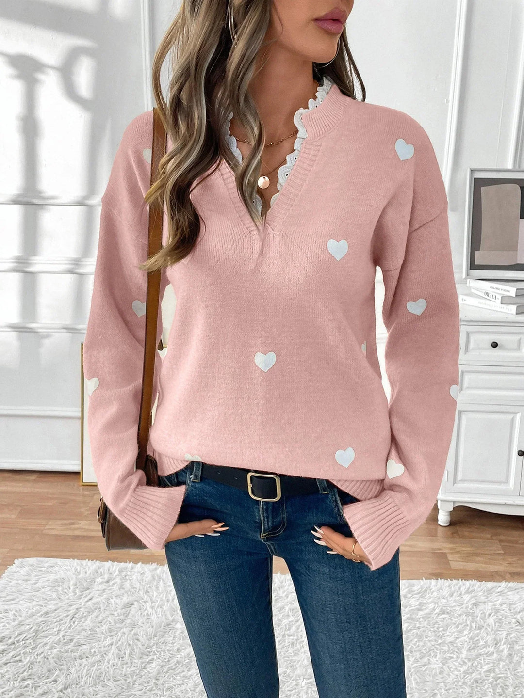 Uma | Women's Heart Sweater Scalloped V Neck Sweater